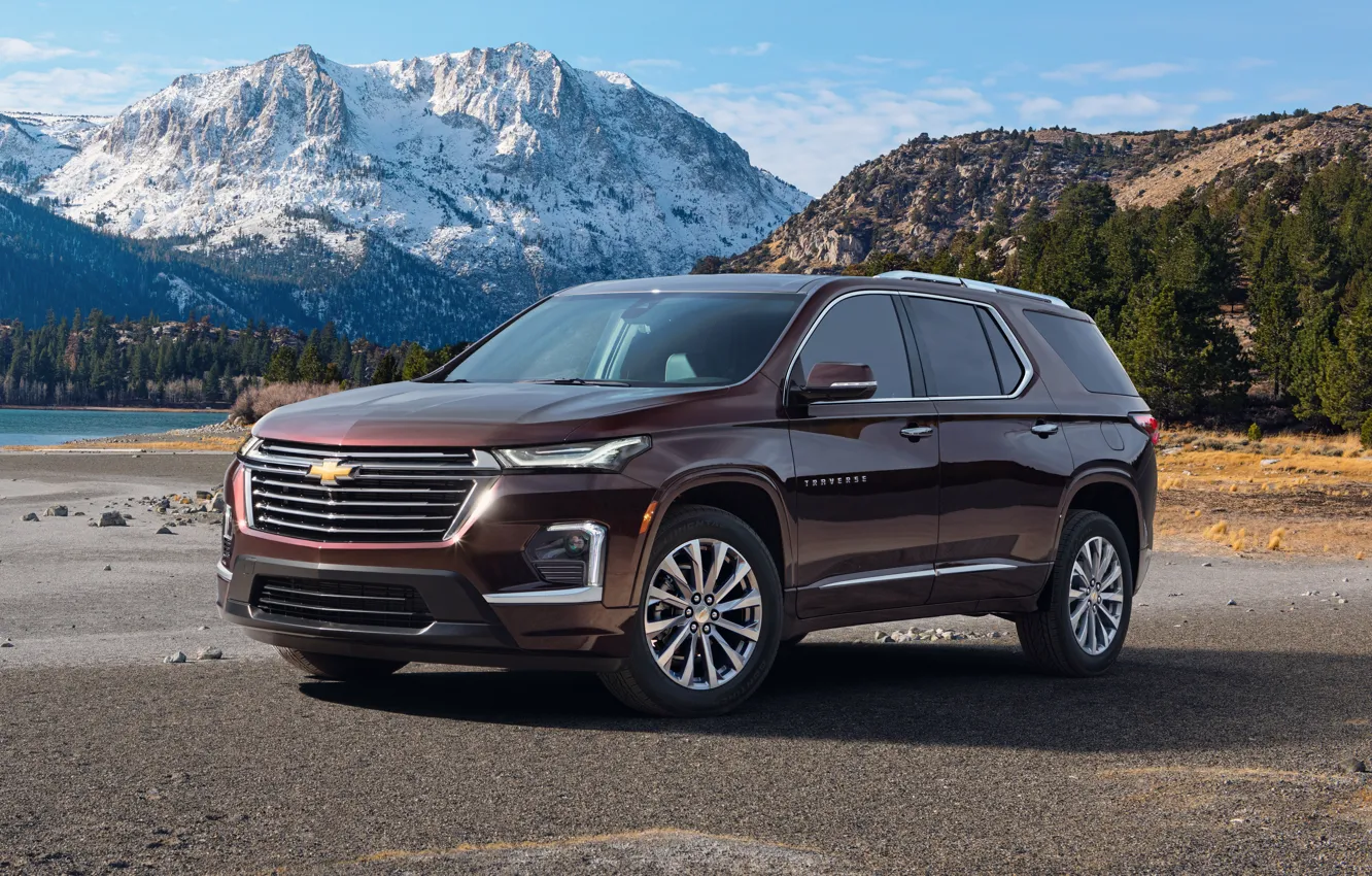 Фото обои горы, Chevrolet, внедорожник, Traverse, 2021, Premier