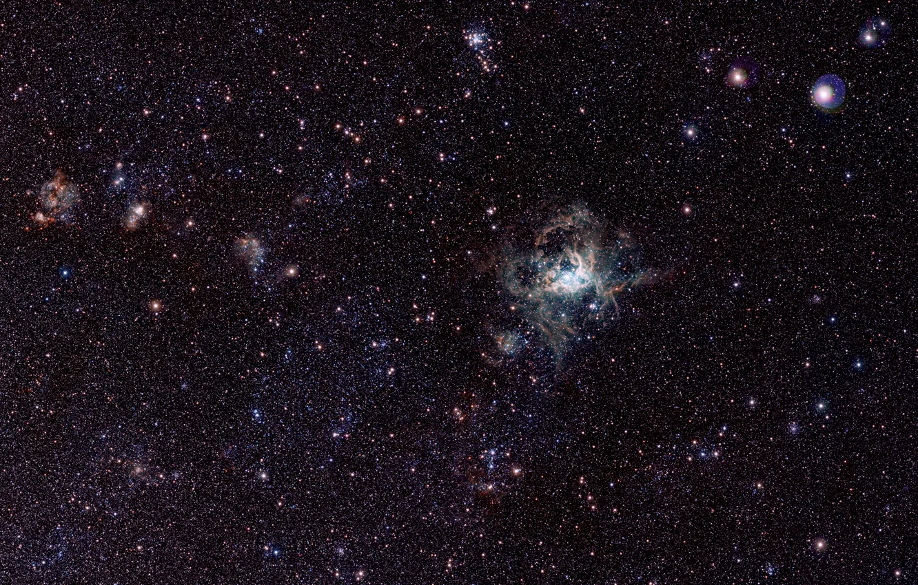 Фото обои Tarantula Nebula, VISTA Magellanic Cloud Survey, Doradus star-forming region