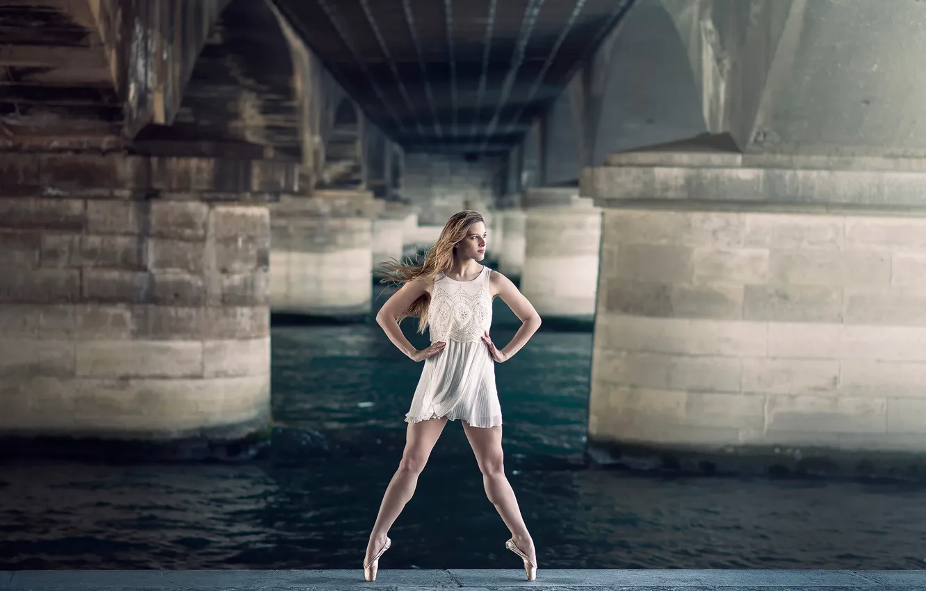 Фото обои мост, грация, балерина, пуанты, Marine Fauvet