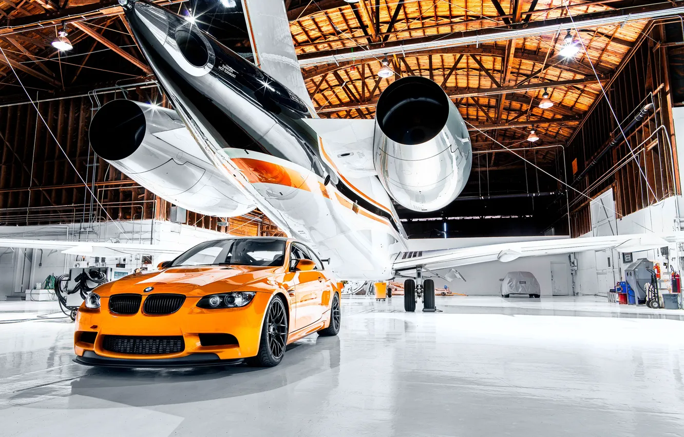 Фото обои BMW, E92, Side, Airplane, Hangar