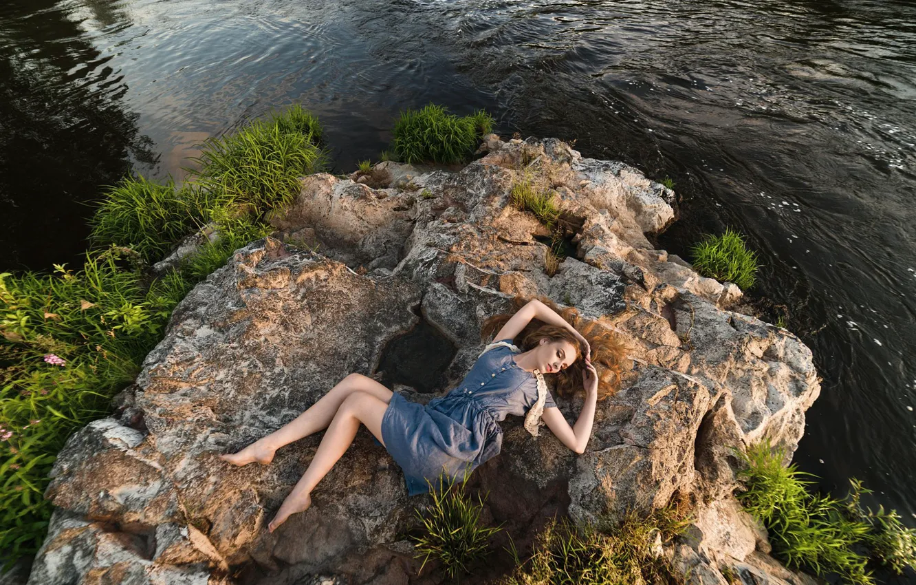 Фото обои girl, Model, river, dress, legs, nature, photo, water