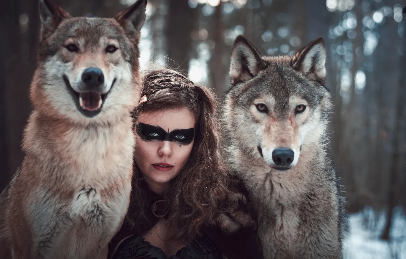 Фото обои лес, девушка, волки