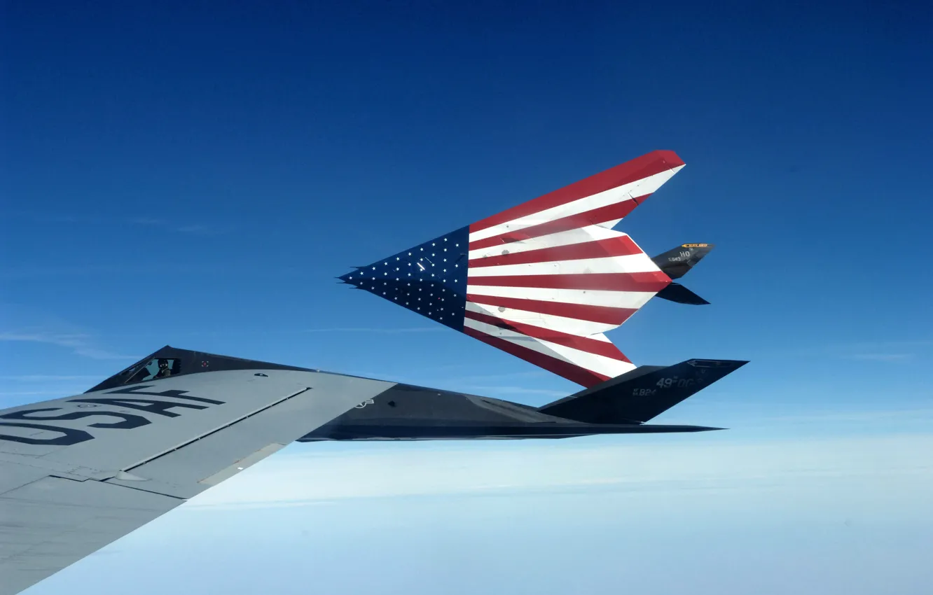 Фото обои Nighthawks, F-117, флаг США, самолёт-невидимка