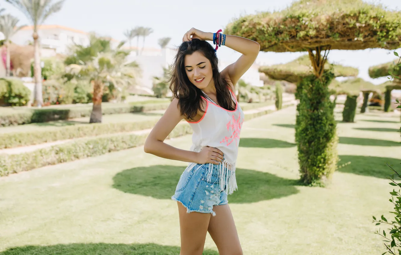 Фото обои girl, shorts, brunette, posing, slim, charming, denim
