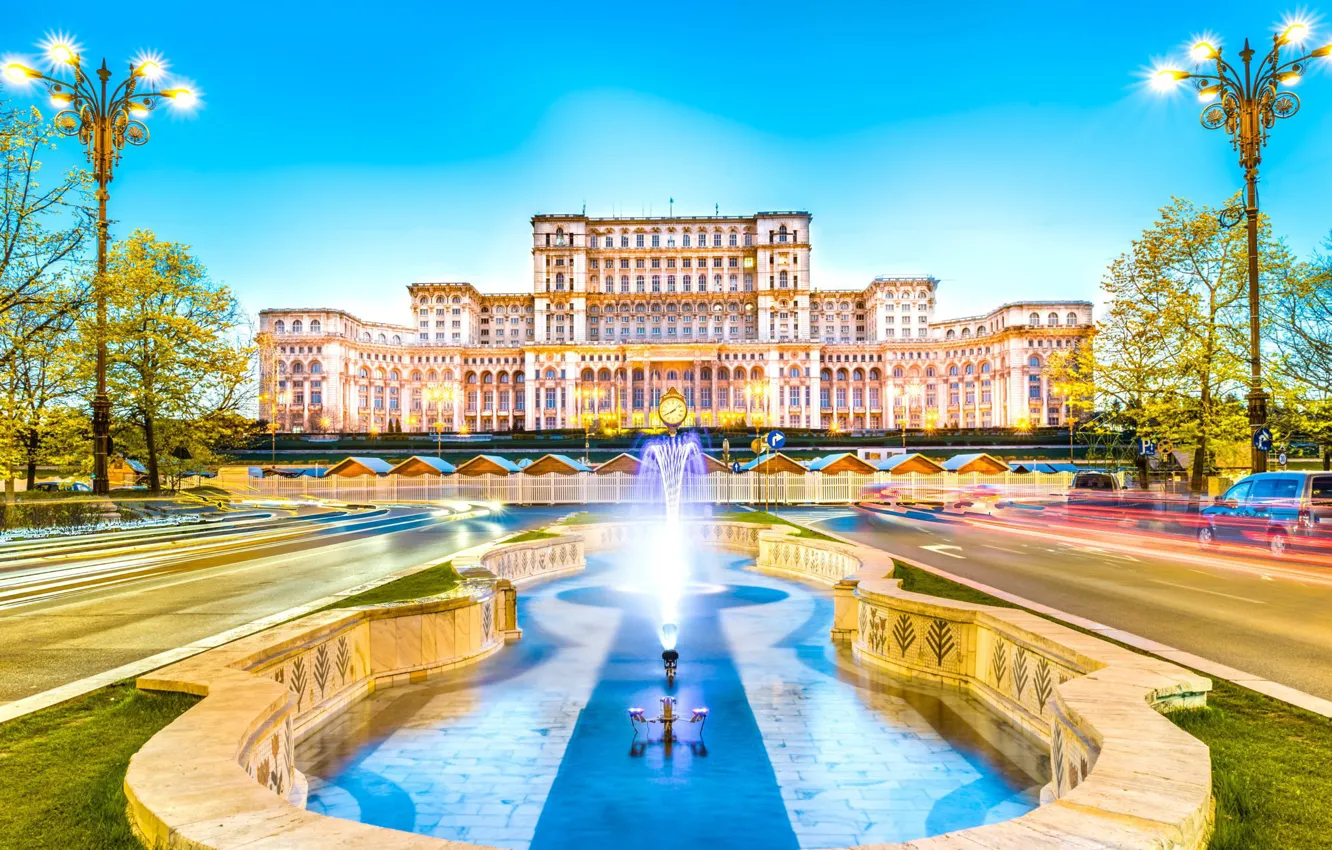 Фото обои фонари, фонтан, Румыния, Бухарест
