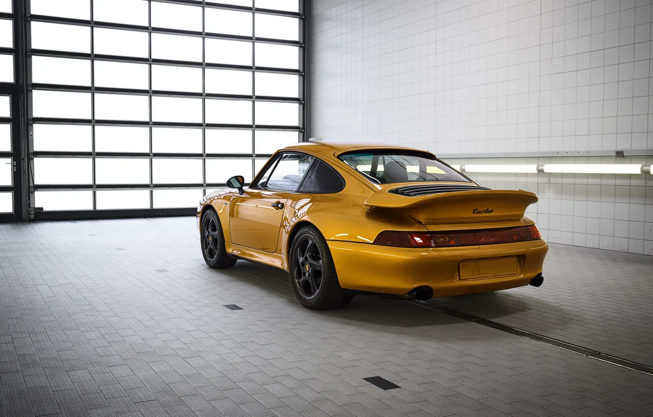 Фото обои жёлтый, Porsche, кузов, вид сзади, 993, 911 Turbo