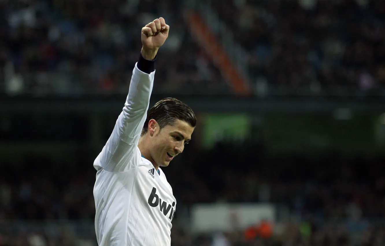 Фото обои Cristiano Ronaldo, football, CR7, Real Madrid, 2012-2013