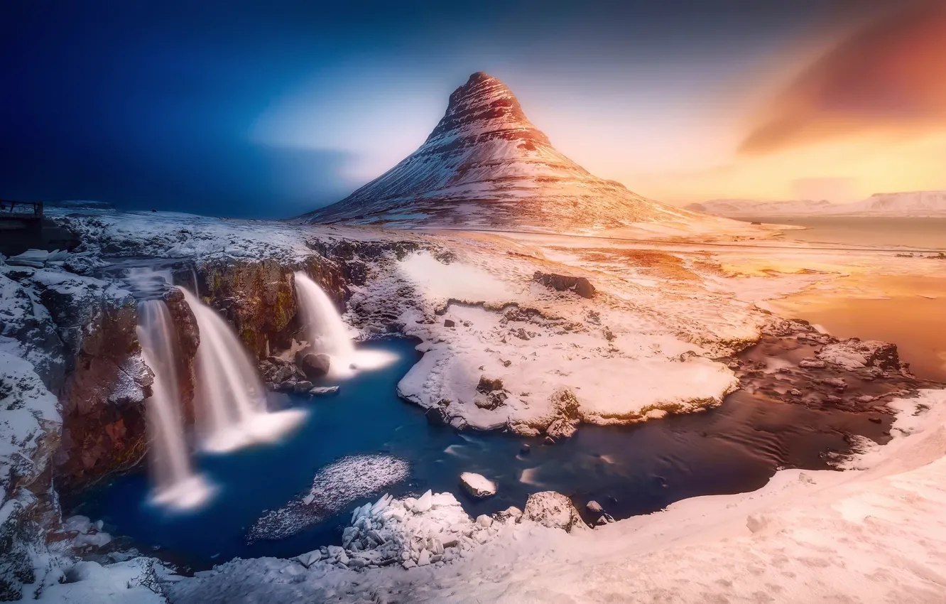 Фото обои зима, вода, свет, снег, река, камни, скалы, водопады