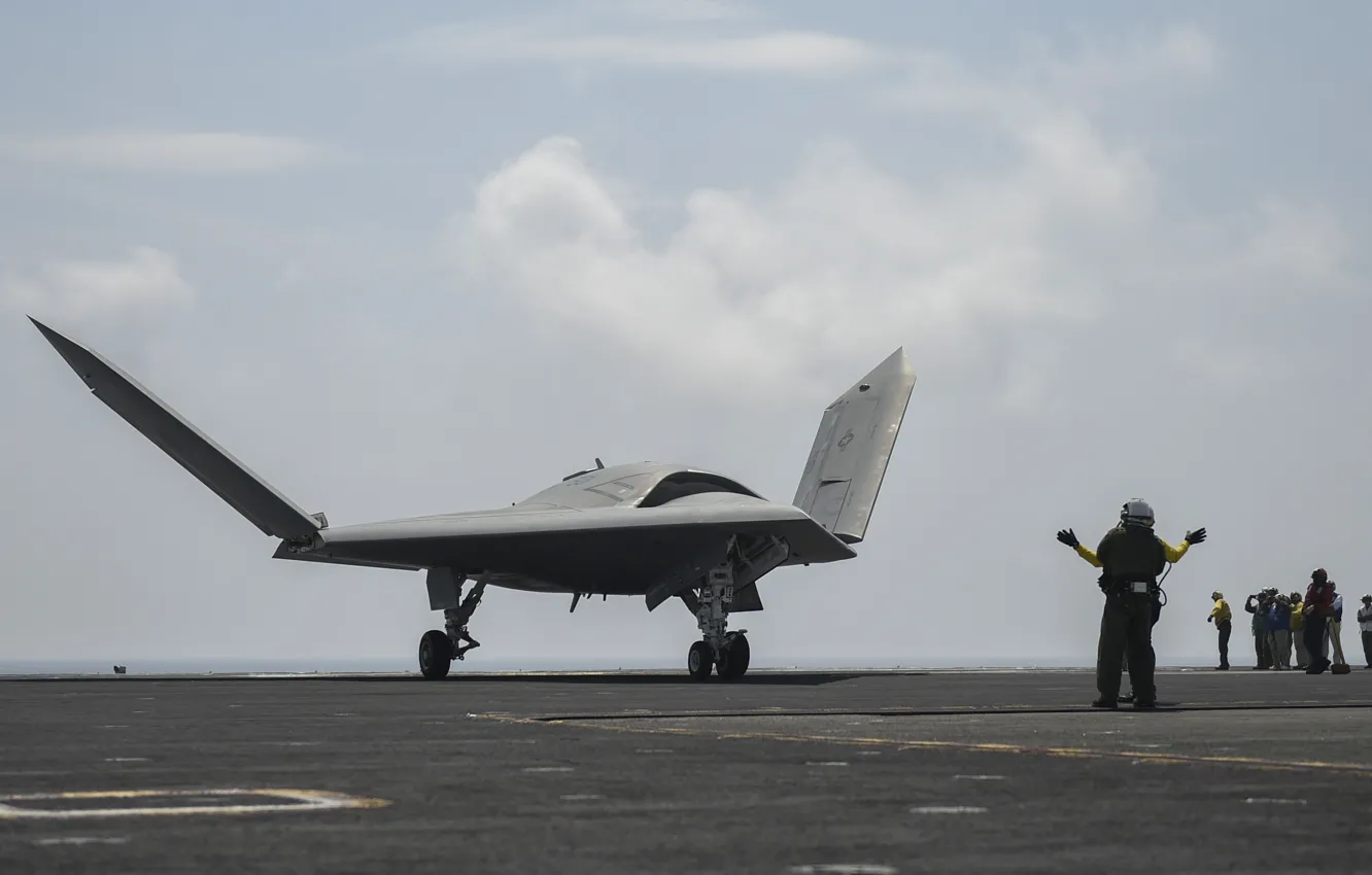 Фото обои soldier, man, navy, Northrop Grumman, US Navy, drone, Northrop Grumman X-47B, X-74B