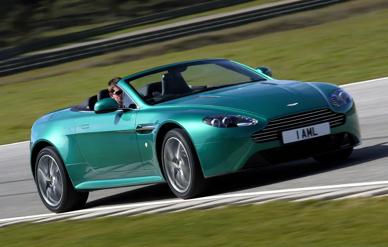 Фото обои Aston Martin, Roadster, скорость, астон мартин, родстер, Vantage S