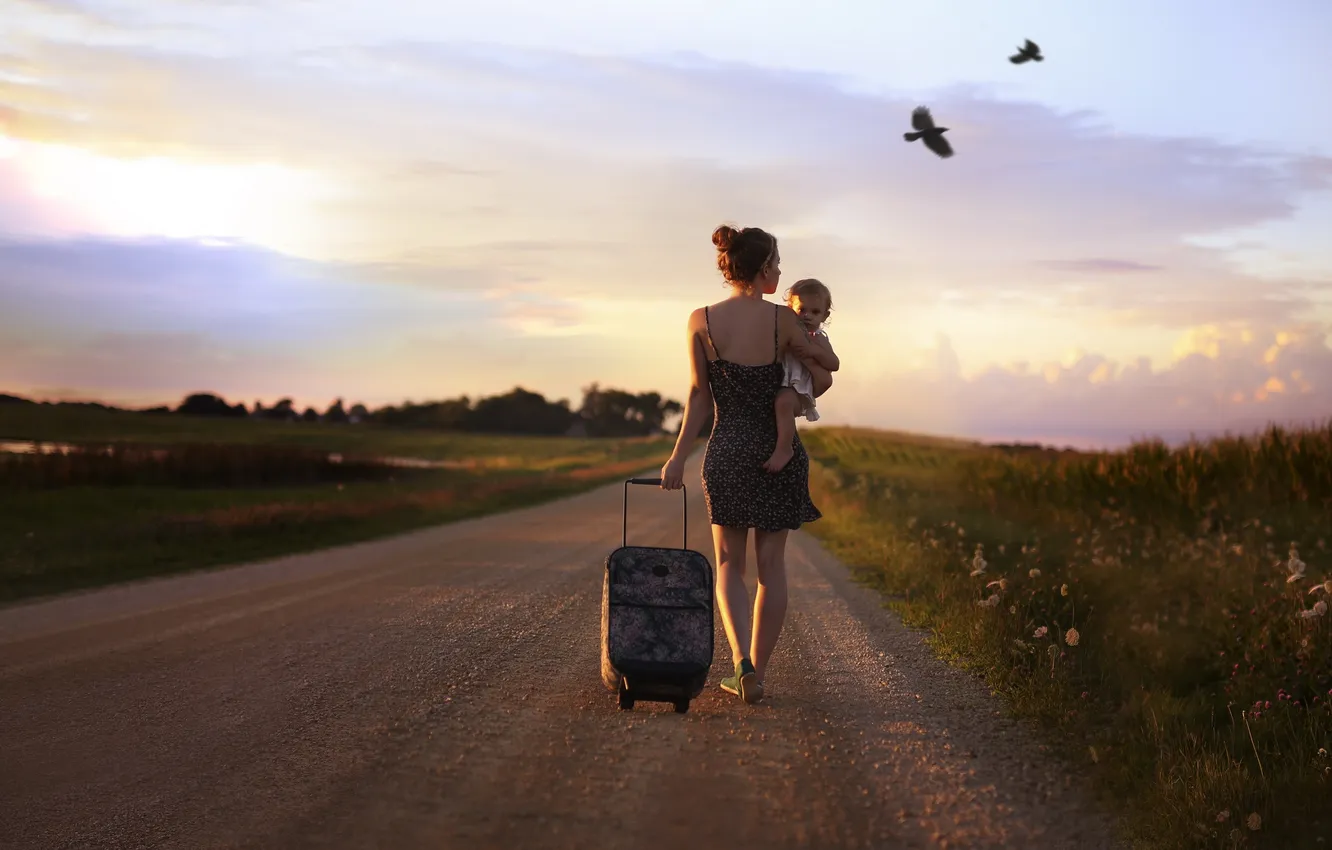 Фото обои дорога, дочь, мать