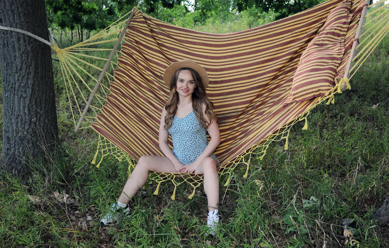 Фото обои long hair, trees, model, brunette, sexy woman, photoshoot, hammock, posing