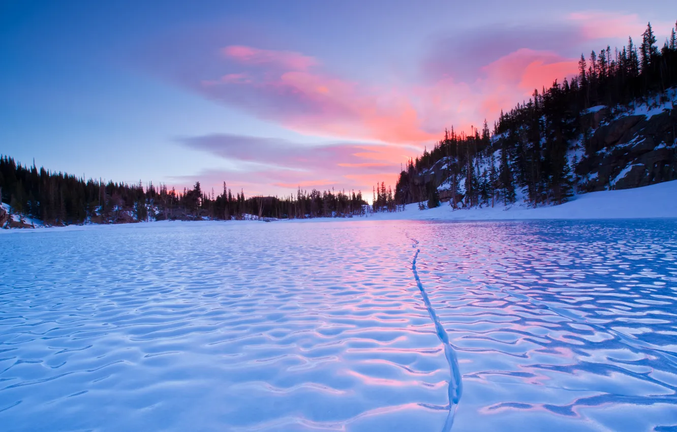 Фото обои зима, макро, снег, река, лёд
