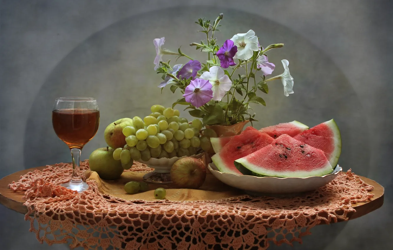 Фото обои цветы, вино, арбуз, виноград