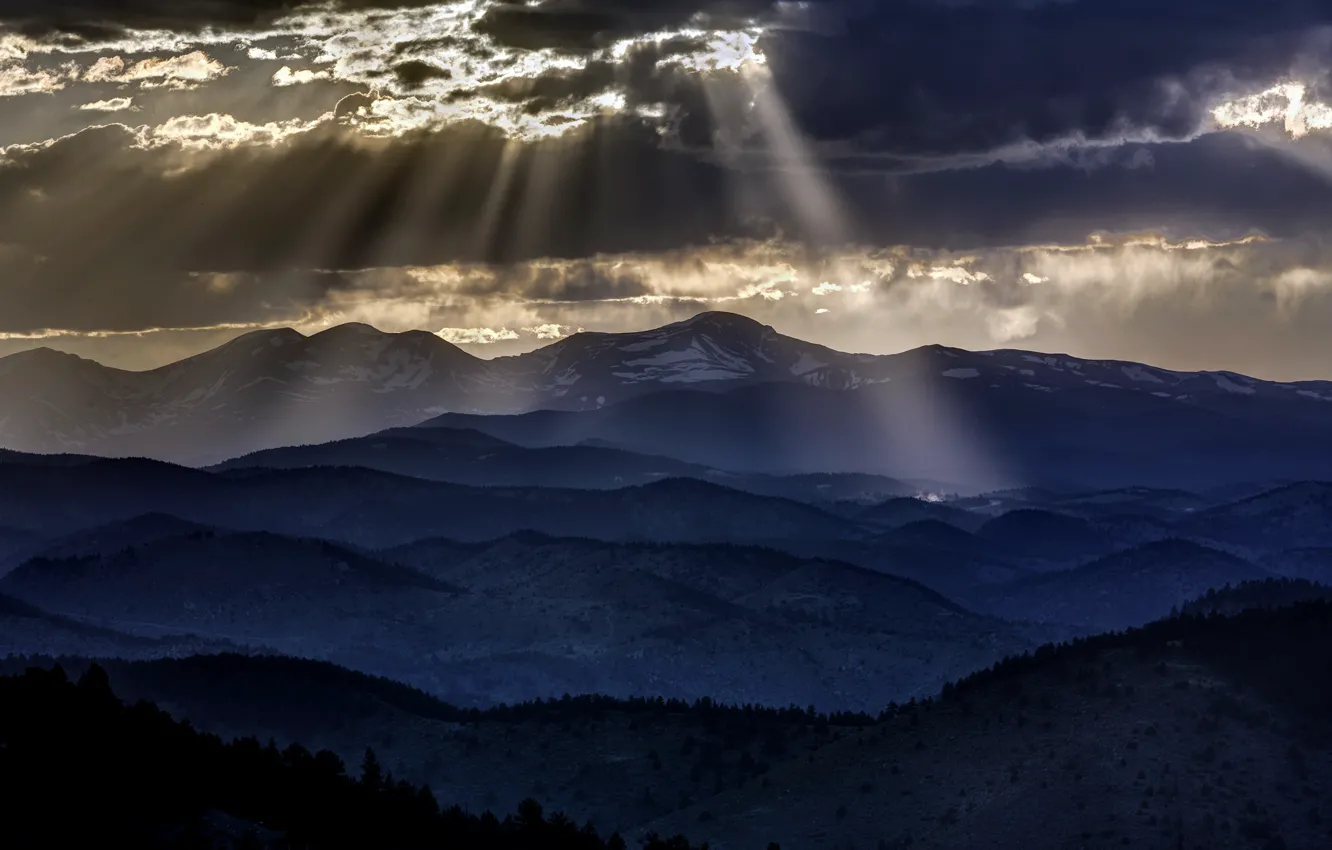Фото обои свет, горы, ночь