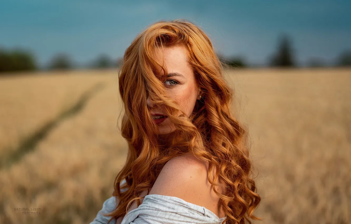 Фото обои взгляд, девушка, природа, лицо, волосы, рыжая, боке, Robert Chrenka