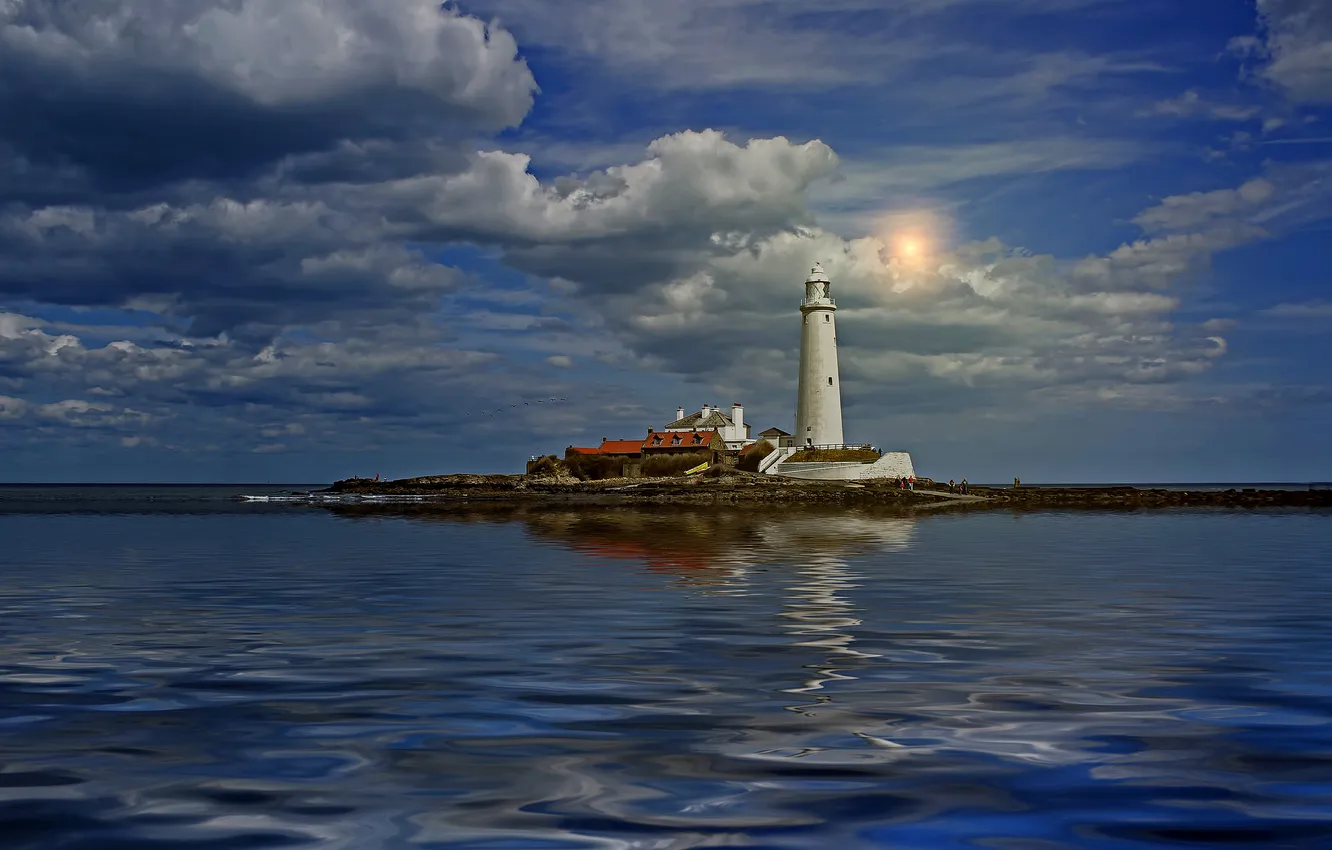 Фото обои море, небо, облака, отражение, маяк
