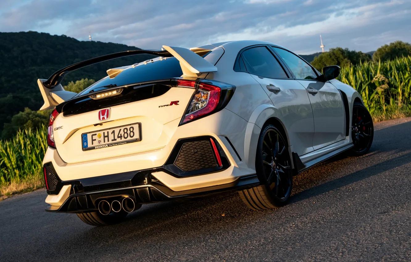 Honda Civic Type r белая