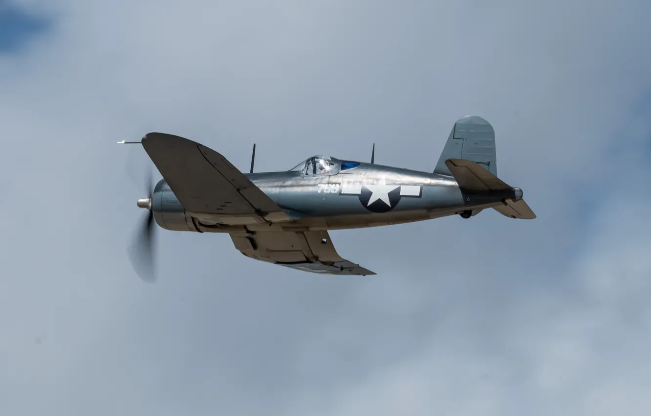 Фото обои истребитель, палубный, одноместный, F4U-1 Corsair
