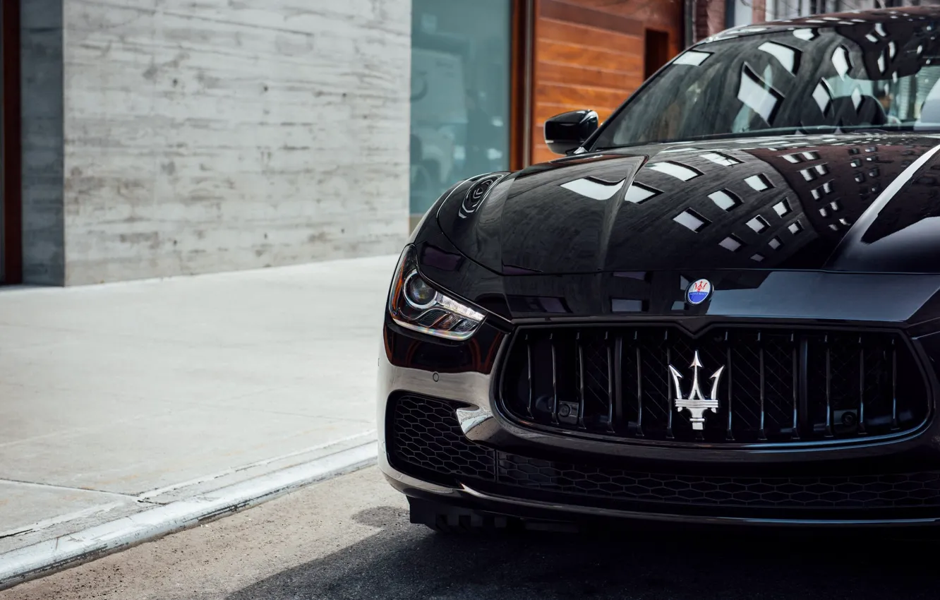 Фото обои Maserati, logo, close-up, Ghibli, Maserati Ghibli Nrissimo