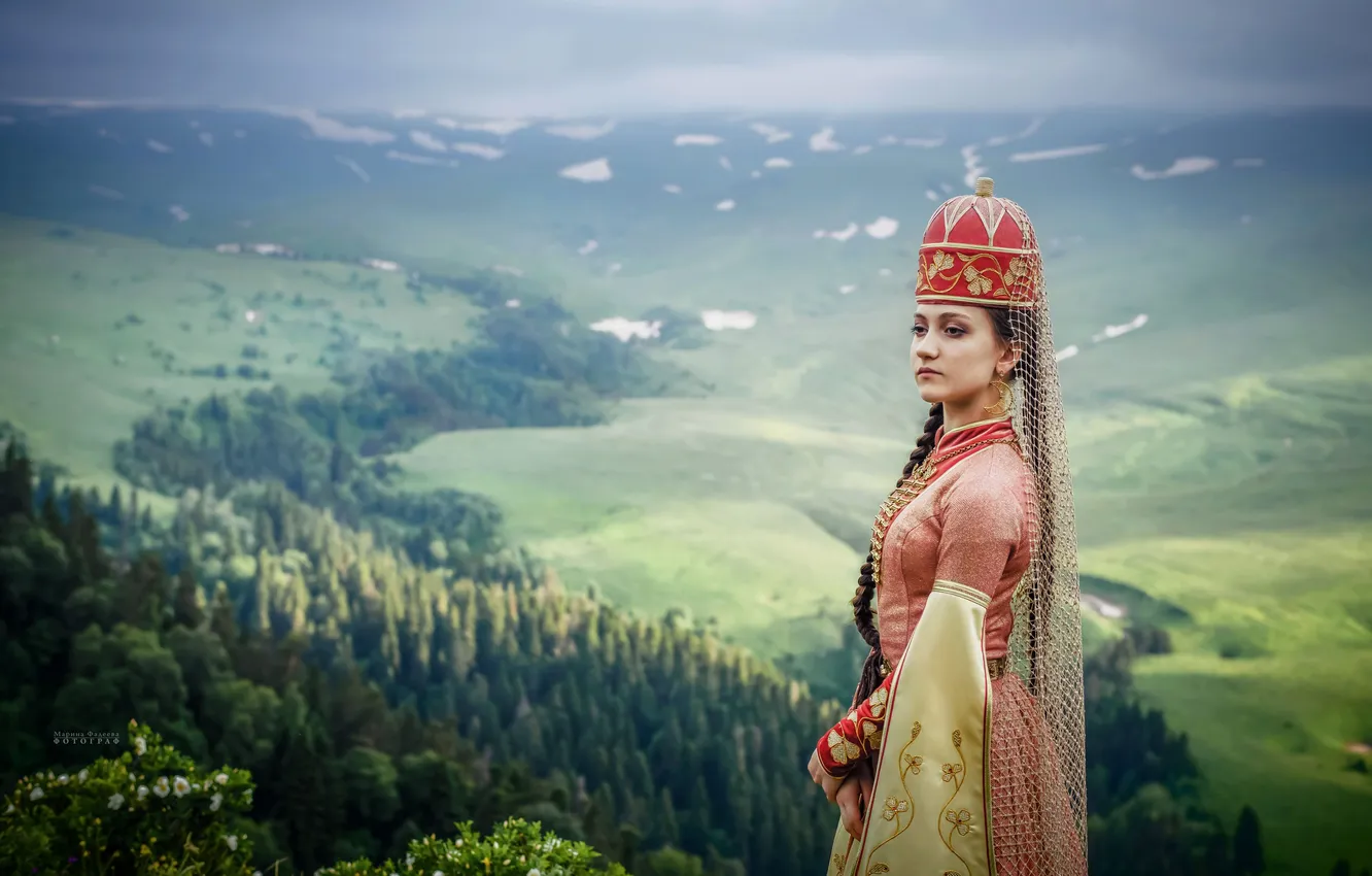 Фото обои горы, Адыгея, Марина Фадеева, горянка