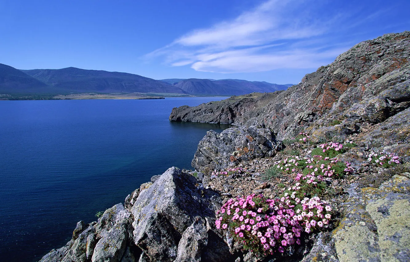 Фото обои Lake Baikal, оз. Байкал, Rocky shoreline, Берег о-ва Баракчин, Barakchin Island