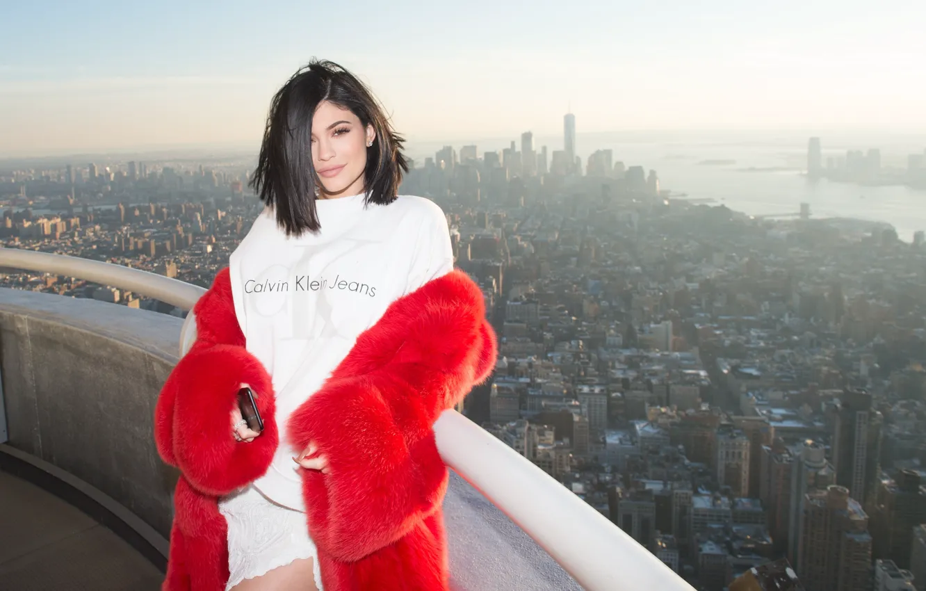 Фото обои улыбка, фото, брюнетка, Kylie Jenner