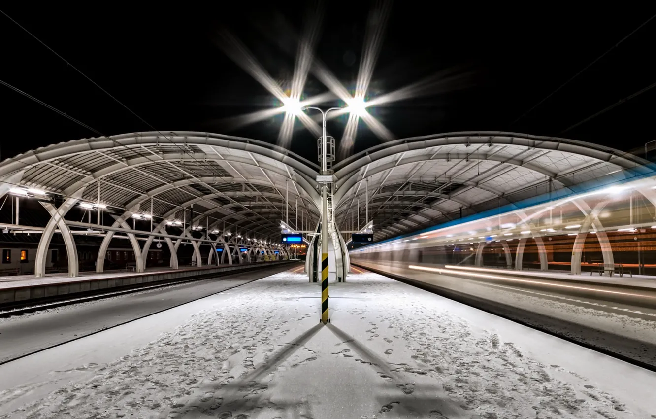 Фото обои ночь, город, Railway station, Gliwice