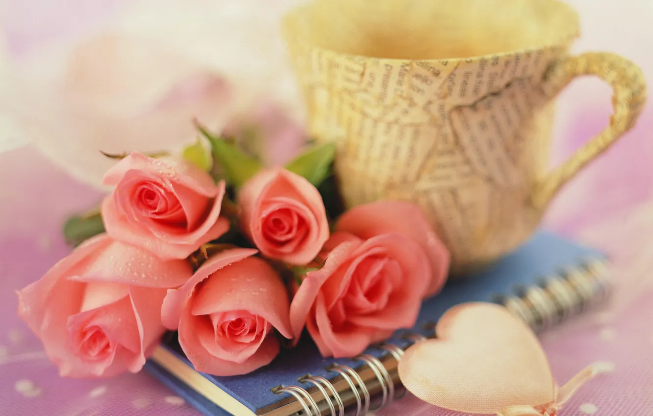 Фото обои цветы, сердце, букет, чашка, блокнот, Розы