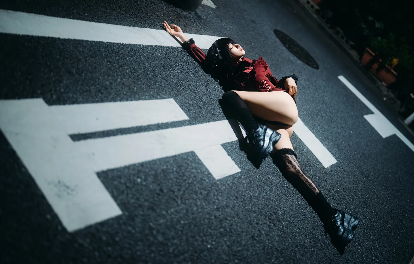 Фото обои ass, Asian, model, women, lying down, flashing, closed eyes, women outdoors