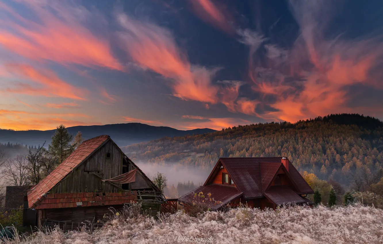 Фото обои осень, пейзаж, горы, природа, туман, рассвет, холмы, дома