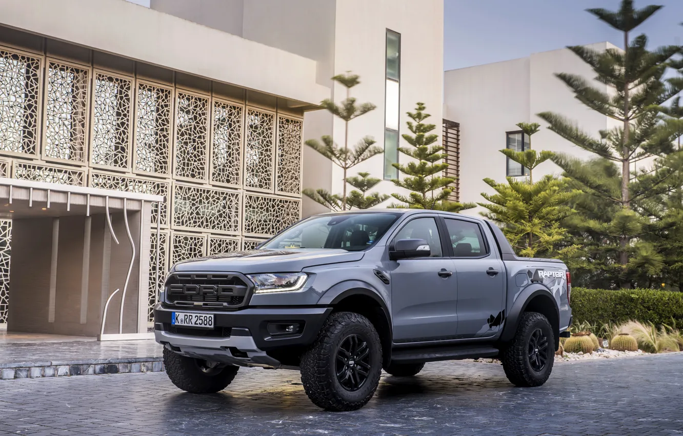 Фото обои серый, Ford, Raptor, пикап, Ranger, 2019, возле здания