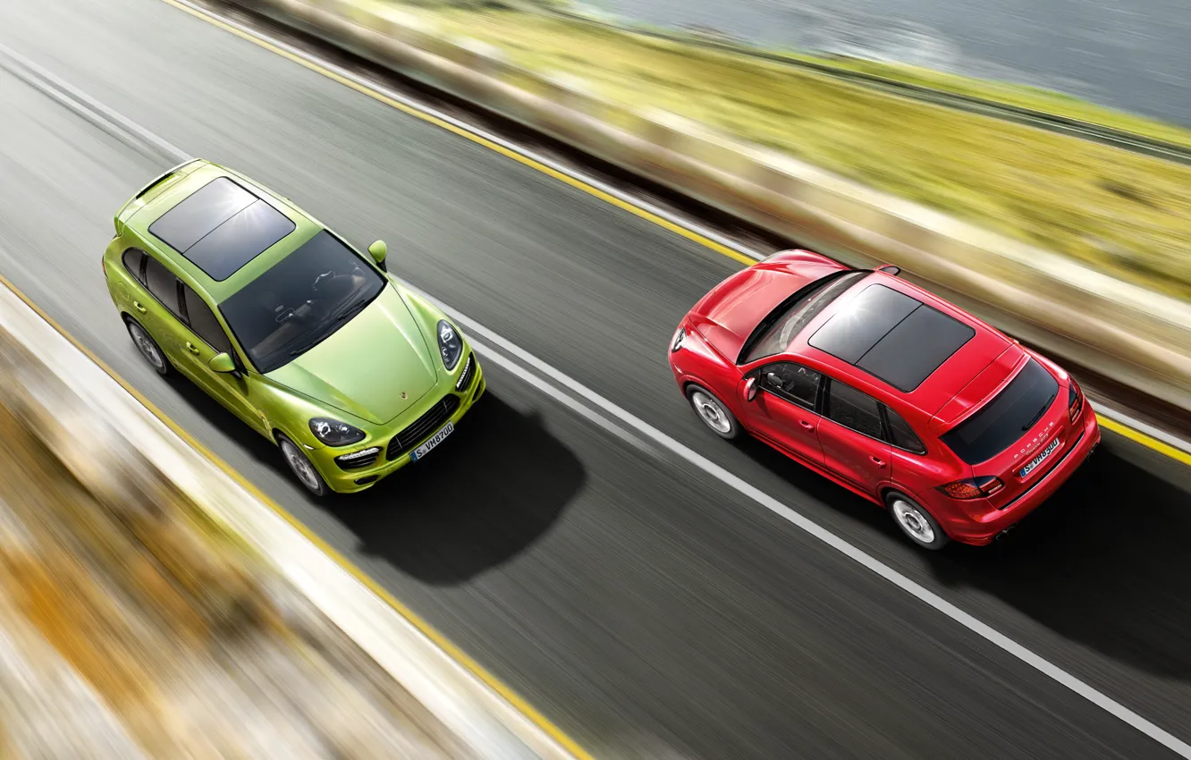 Фото обои дорога, красный, скорость, джип, зелёный, Porsche Cayenne