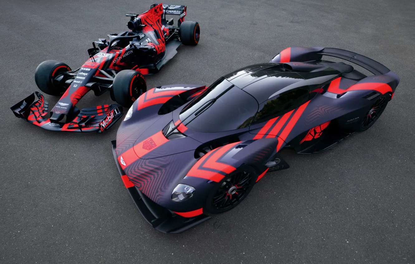 Фото обои Aston Martin, болид, трек, Formula 1, гиперкар, Valkyrie, Red Bull Racing