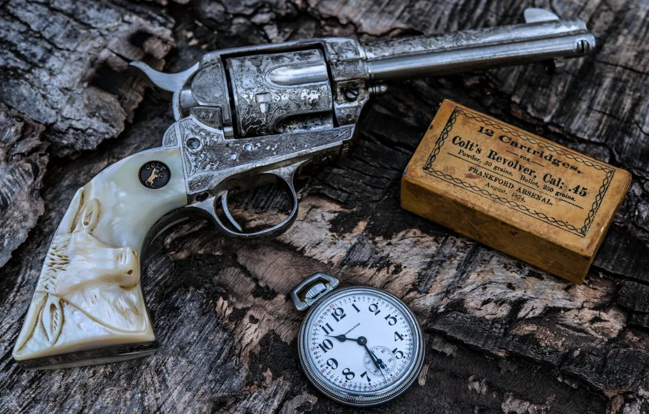 Фото обои Gun, Bullets, Colt, Weapon, Pistol, Clock
