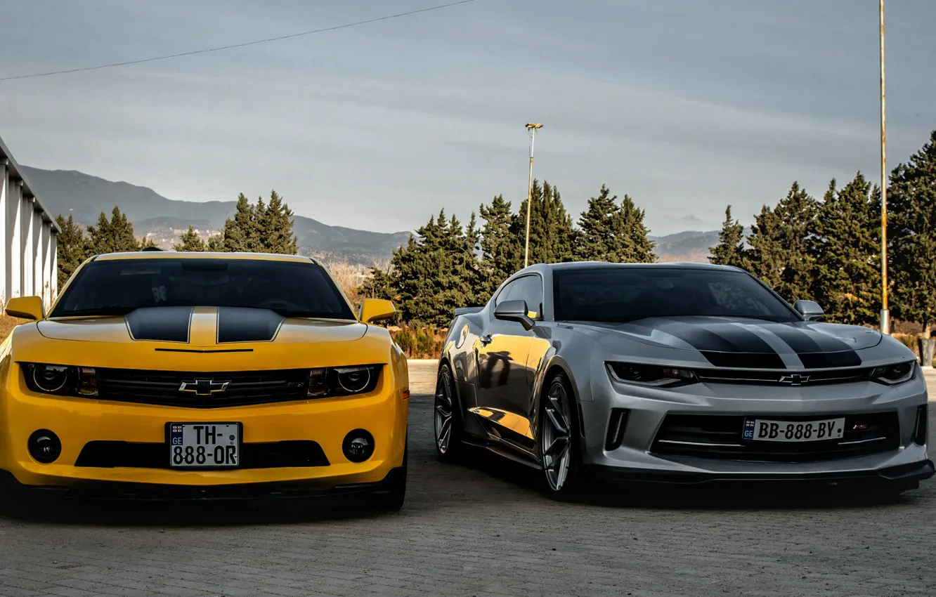 Фото обои Chevrolet, Camaro, georgia, old, new, Orang, Silver, tbilisi