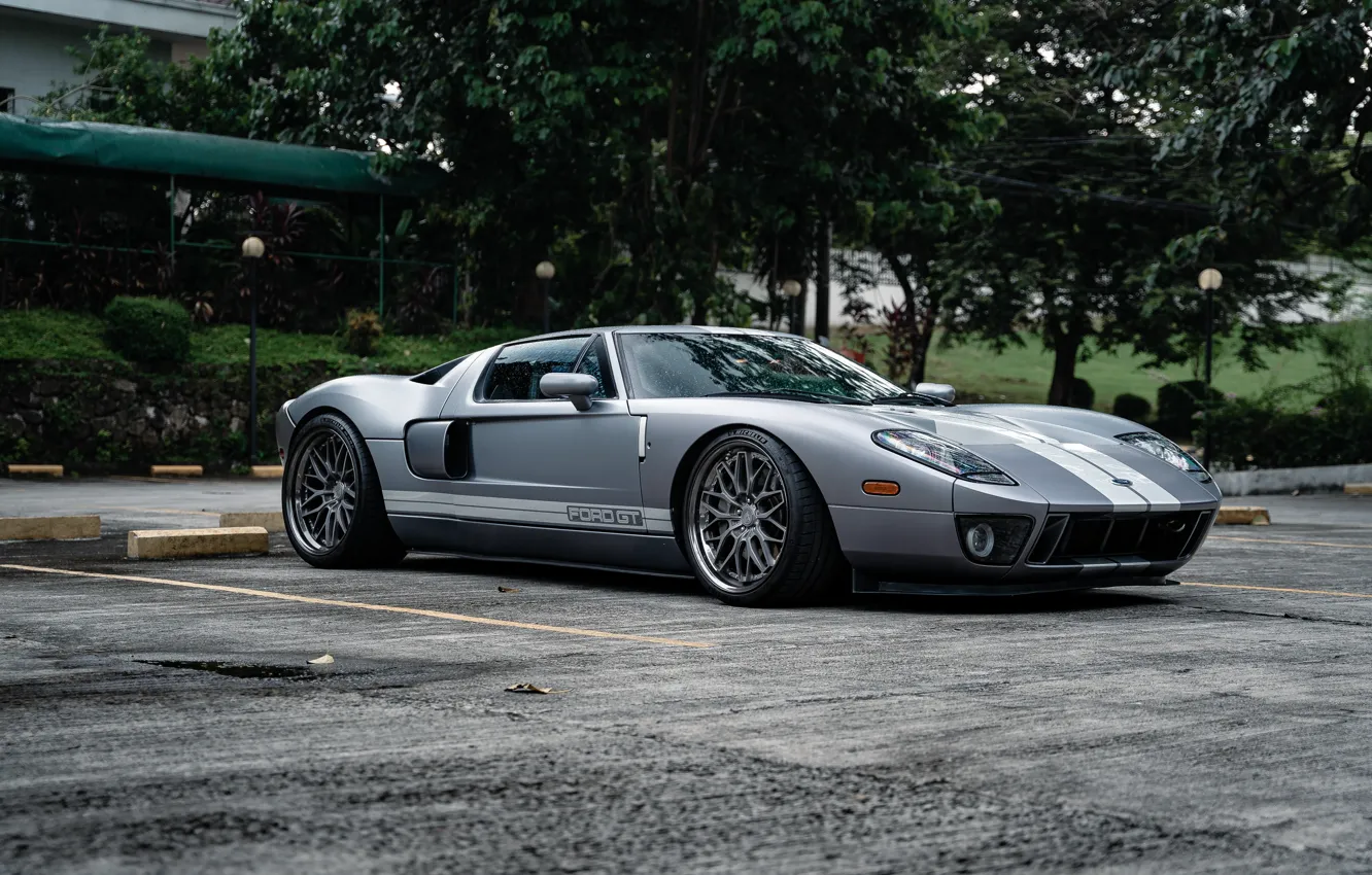 Фото обои Ford, Ford GT, Grey, Parking, Trees