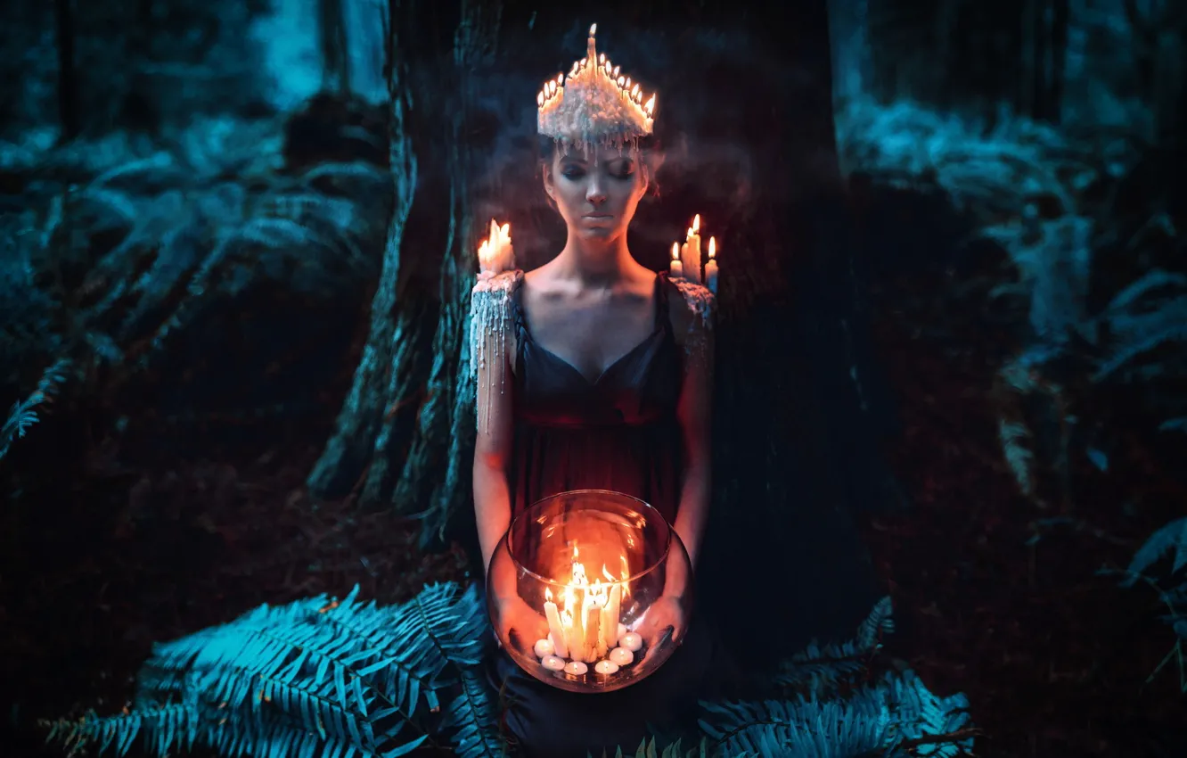Фото обои flame, forest, crown, sleep, candle, mystic