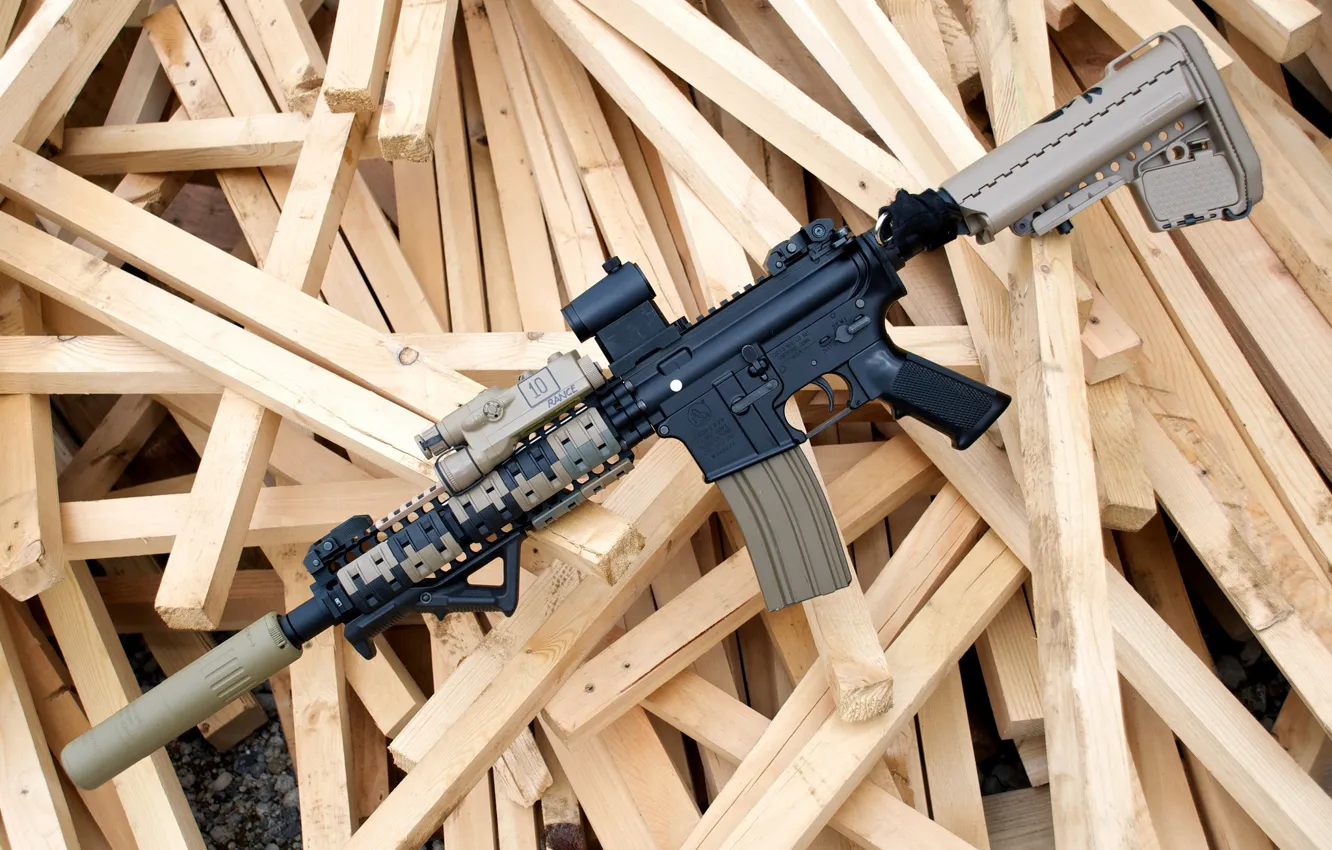 Фото обои wood, accessories, assault rifle