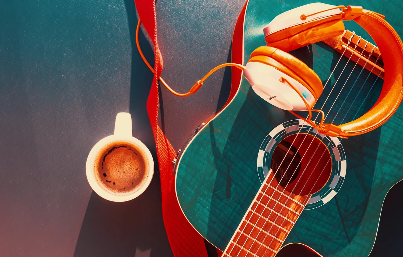 Фото обои музыка, фон, отдых, гитара, кофе, наушники, кружка, напиток