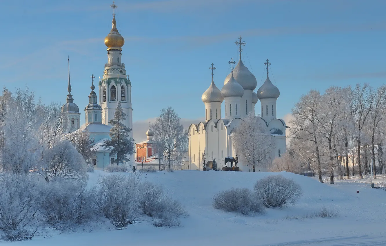 Фото обои зима, снег, деревья, Россия, храмы, колокольня, Вологда, Софийский собор