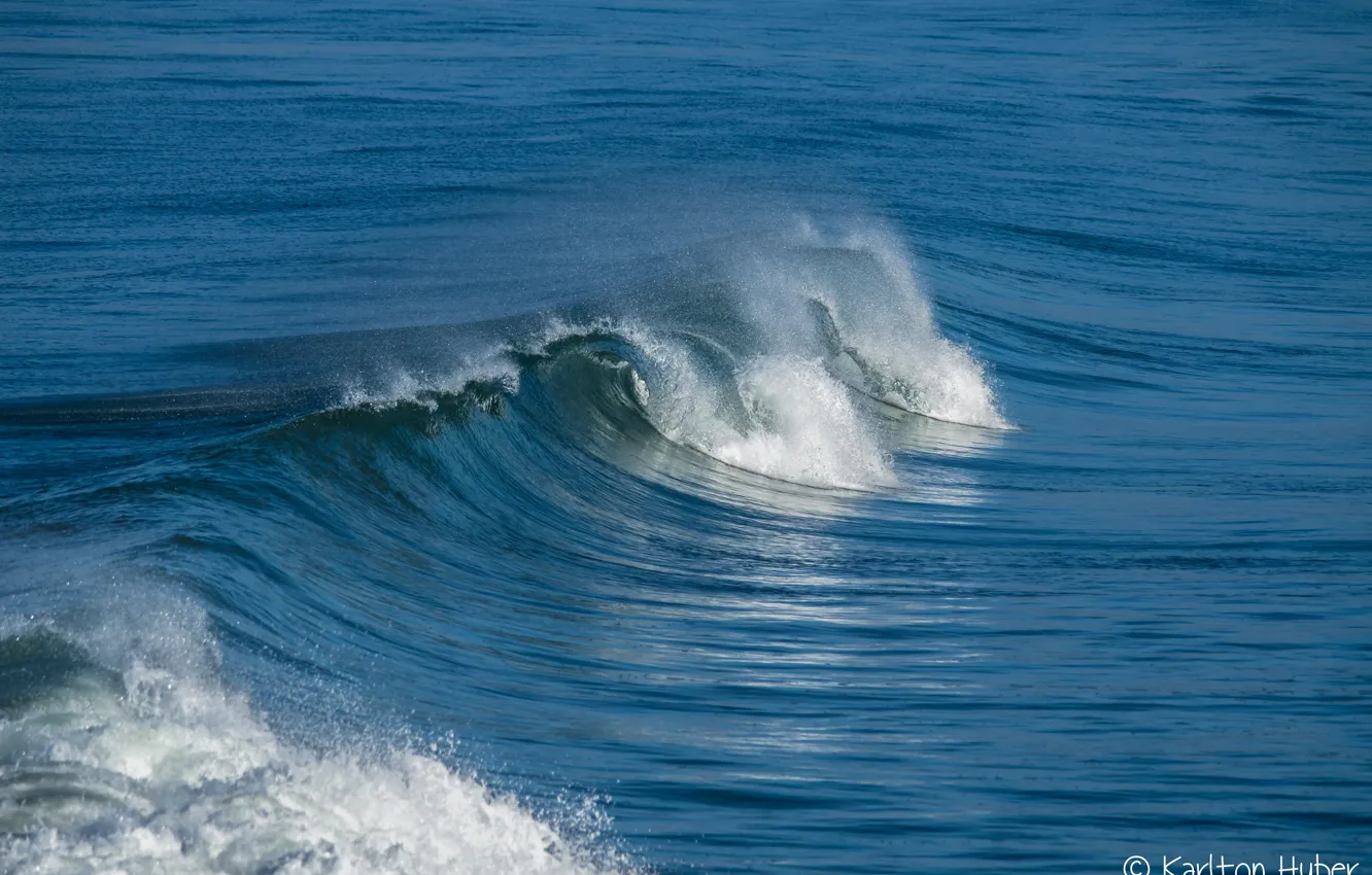 Фото обои море, пена, вода, капли, брызги, синий, волна, водяная пыль