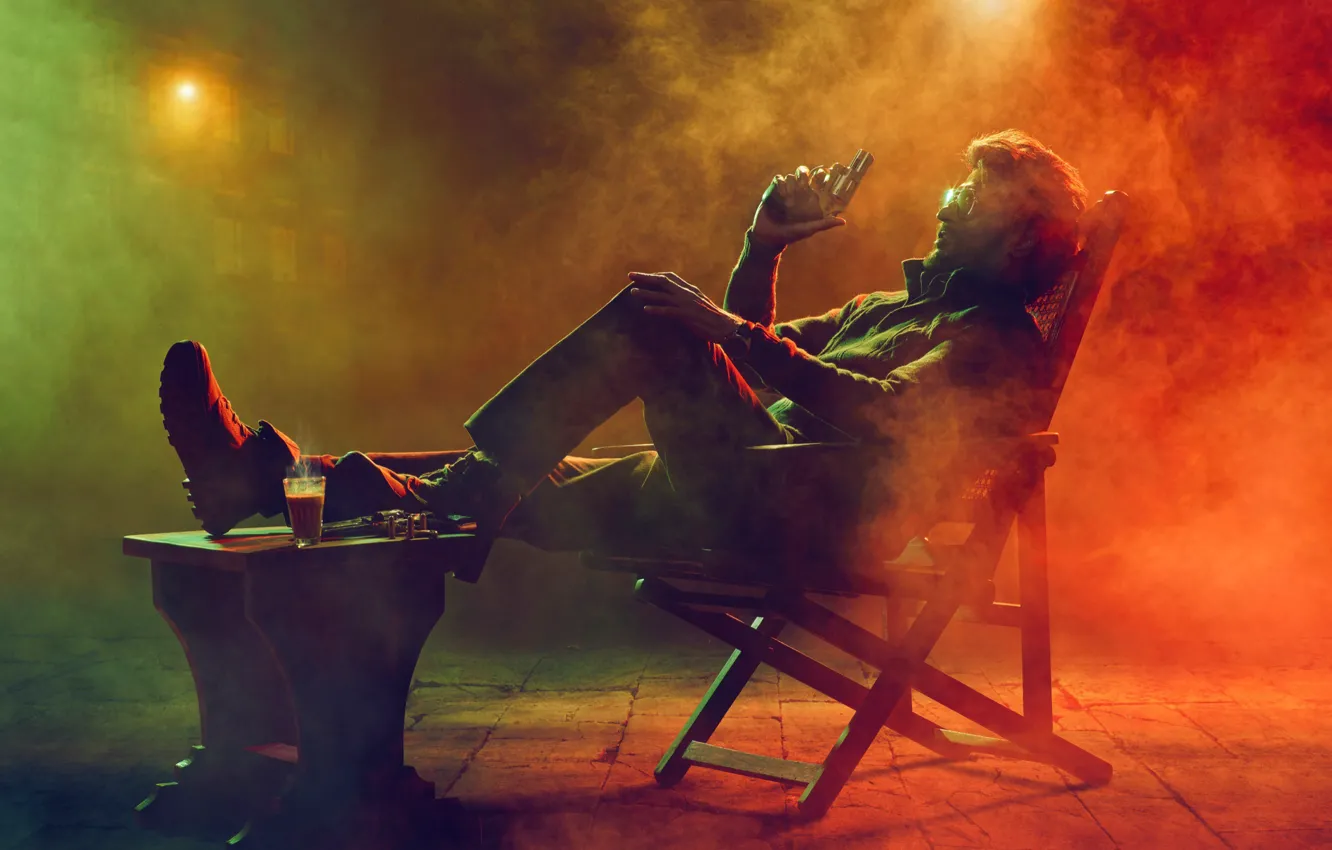 Фото обои дым, мужчина, сидит