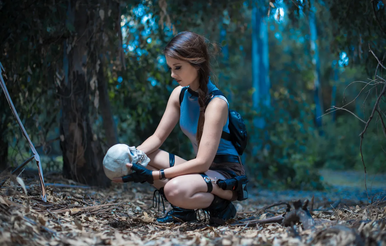 Фото обои лес, взгляд, девушка, череп, Tomb Raider, косплей, cosplay, Lara Croft