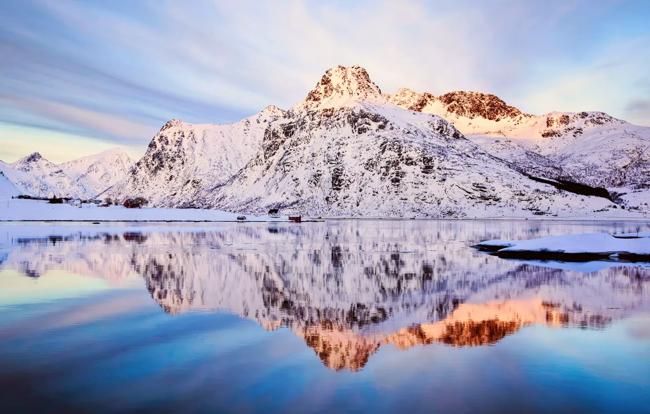 Фото обои зима, небо, снег, отражения, горы, Норвегия, Flakstadøya Fjord