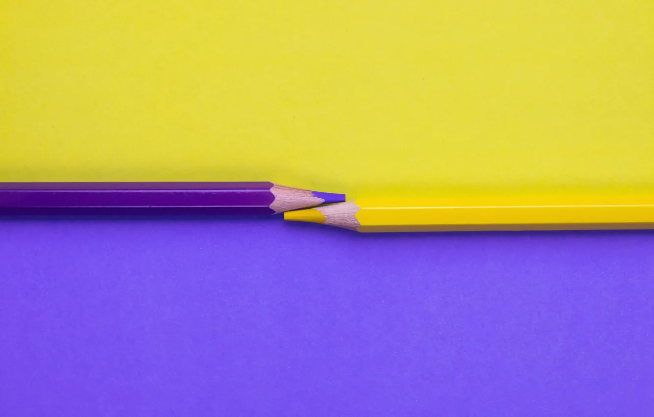 Фото обои фиолетовый, желтый, фон, сиреневый, цвет, текстура, карандаши, контраст