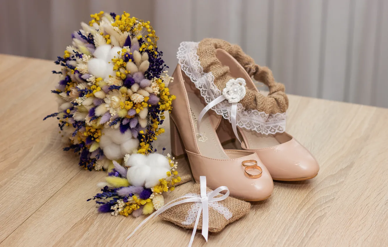 Фото обои букет, кольца, туфли, свадьба, подвязка