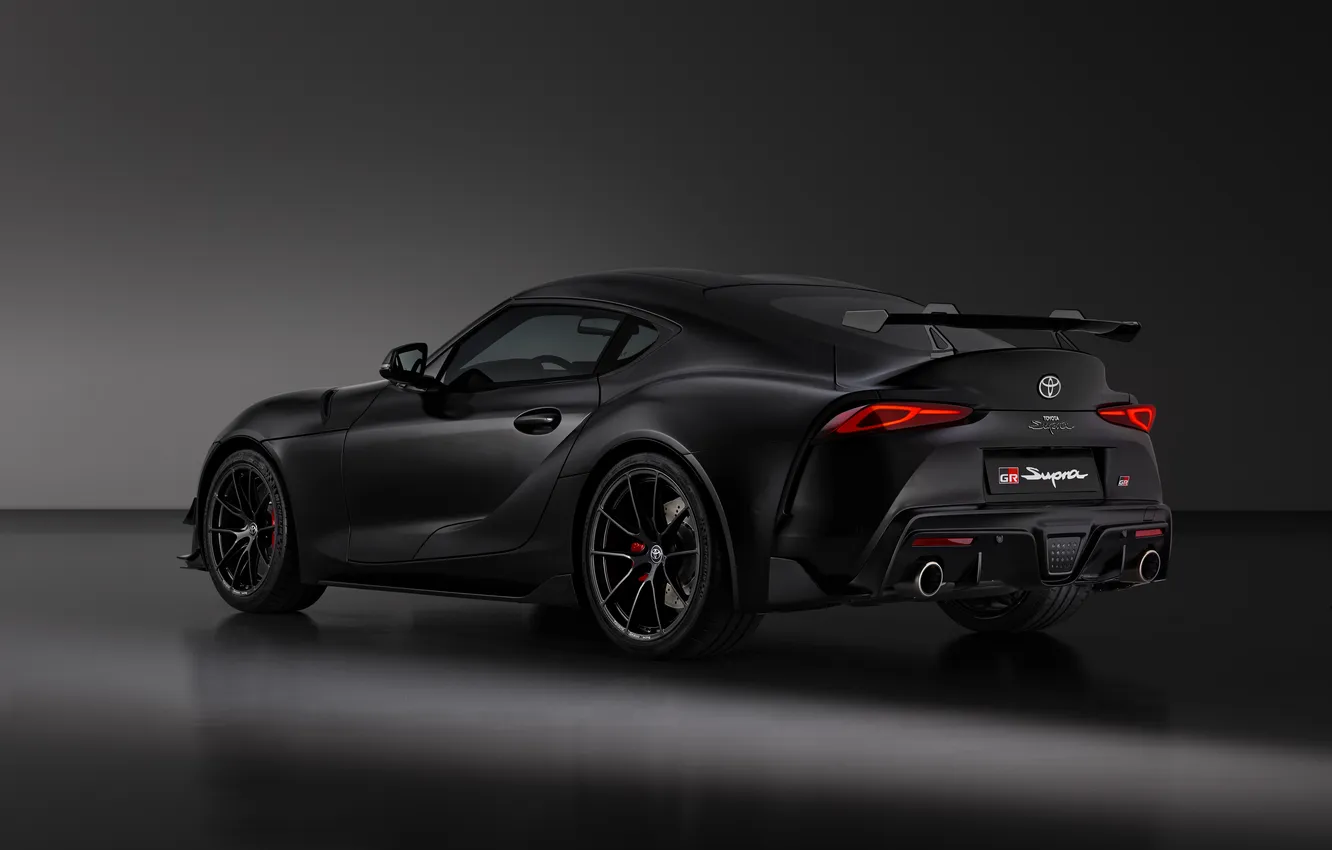 Фото обои купе, Toyota, Supra, sport car, спортивный автомобиль, задний привод, 2025, Toyota GR Supra