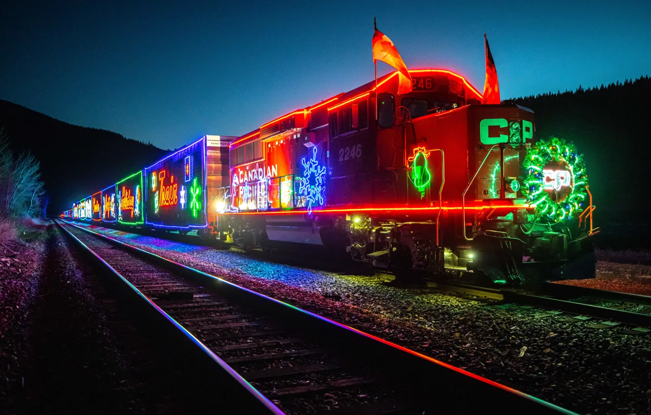 Фото обои Огни, Локомотив, Поезд, Северная Америка, North America, Locomotive, Канадский тихоокеанский праздничный поезд, Canadian Pacific Holiday …