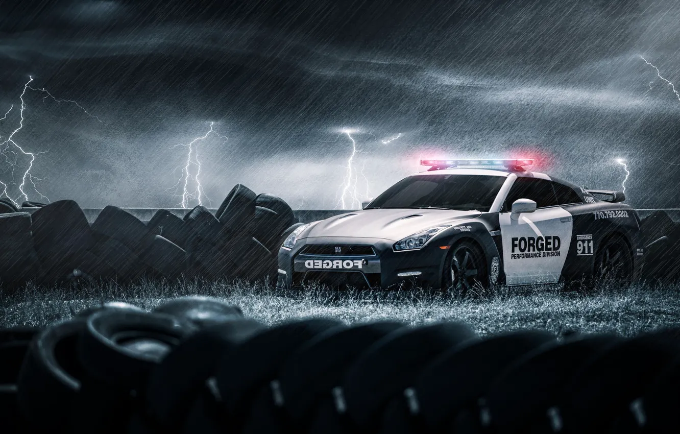 Фото обои дождь, молнии, полиция, покрышки, шины, Nissan, GT-R, black